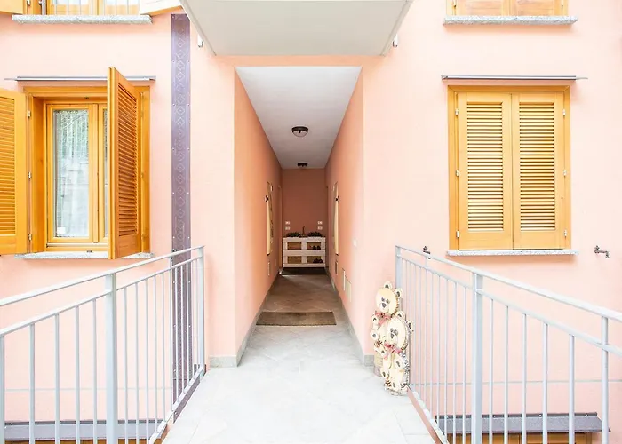 Lägenhet La Breva - Terrazzo Panoramico Vista Di Dorio